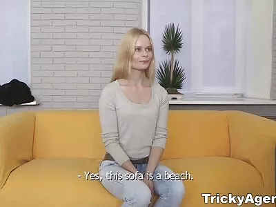 Leanne Lace își lingă păsărica excitată și fete goale filme o trage profund
