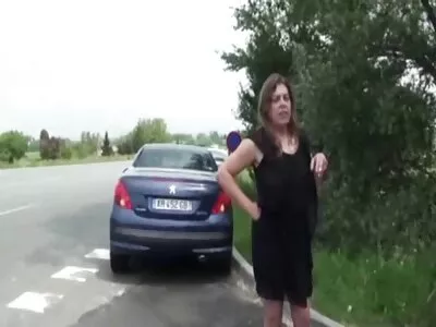 Curița a fost imagini cu femei goale lovită în birou