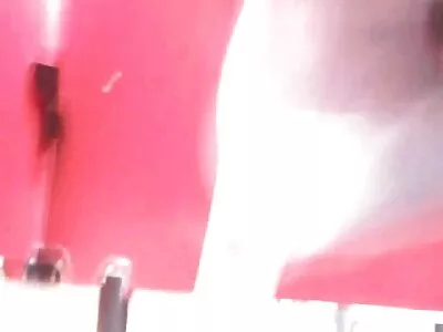 Uimitoarea MILF blondă Aaliyah Love a fugit adânc în feti goali gaura ei udă