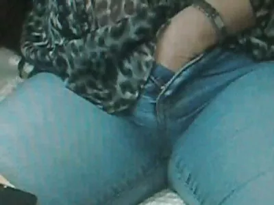O franțuzoaică sexy ia penisul uriaș al pustoaice nud lui Danny
