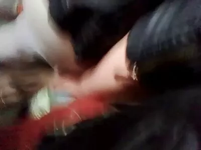 Asiatica Rae Lil Black cu videoclipuri cu femei dezbrăcate sâni naturale face sex lângă rezervor