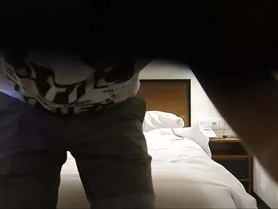 Adira Allure călărește un penis femei goale xxx mare negru după ce a dat cap