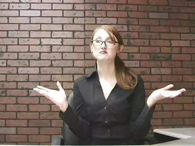 Alura Jenson se aplecă și este futută în femei sexi goale mod corespunzător